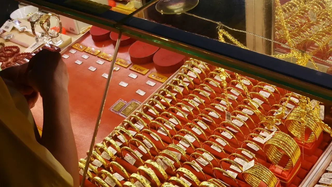 تغيرات أسعار الذهب العالمية وعيار 9999 في أسواق سان خوسيه نهاية الأسبوع